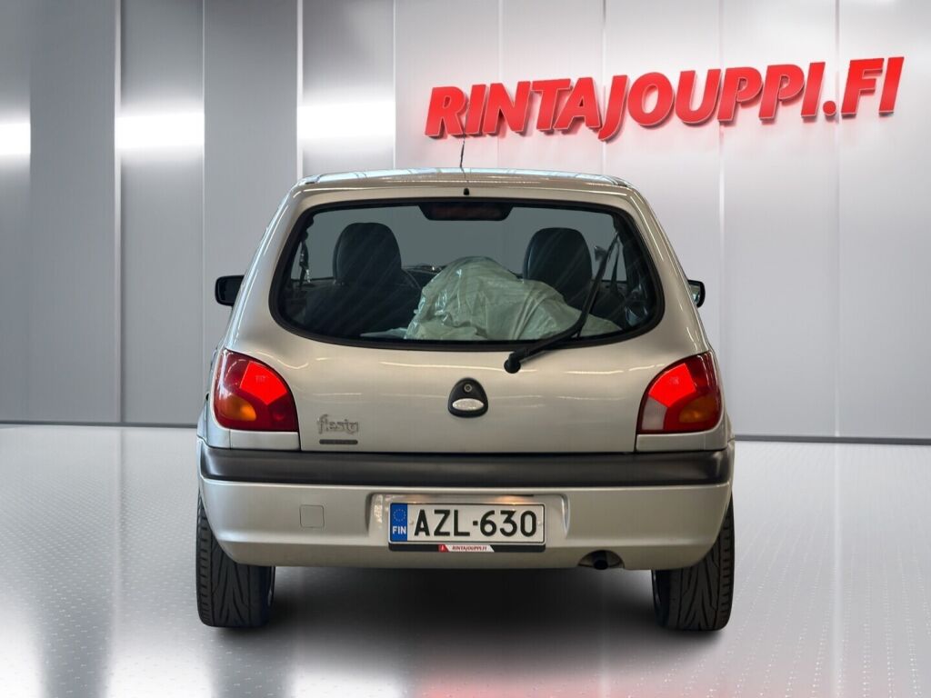 Ford Fiesta 2002 Harmaa