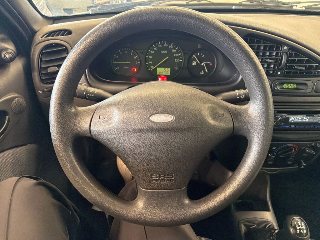 Ford Fiesta 2002 Harmaa