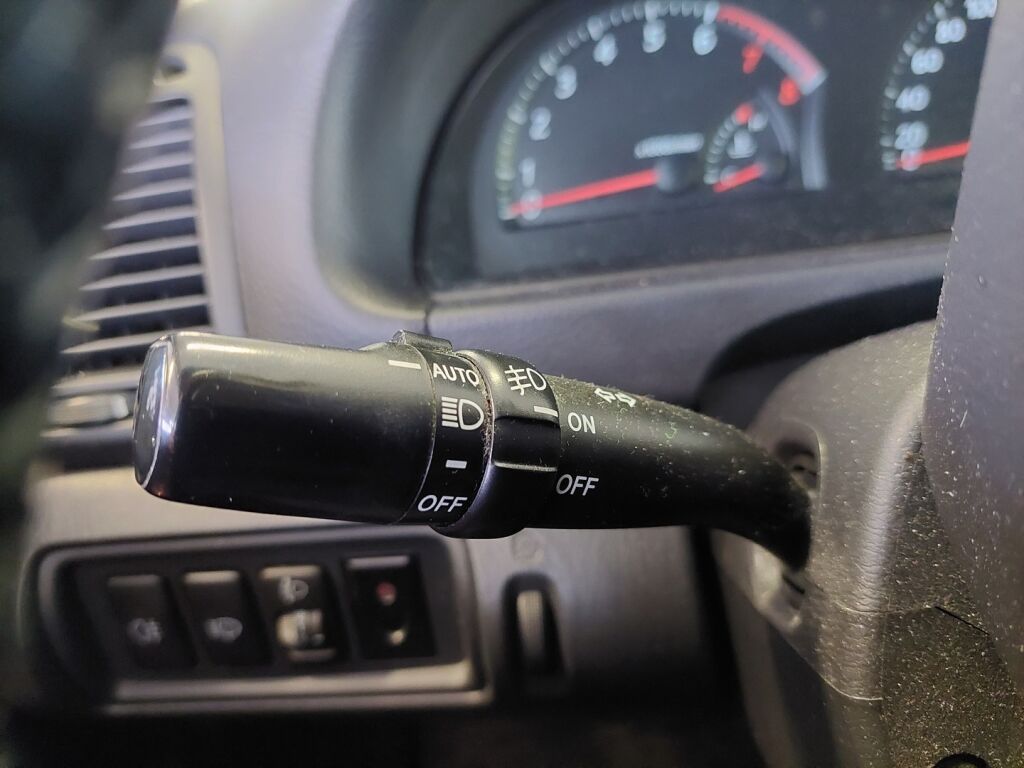 Toyota Camry 2002 Harmaa