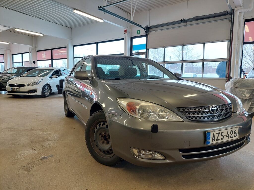 Toyota Camry 2002 Harmaa