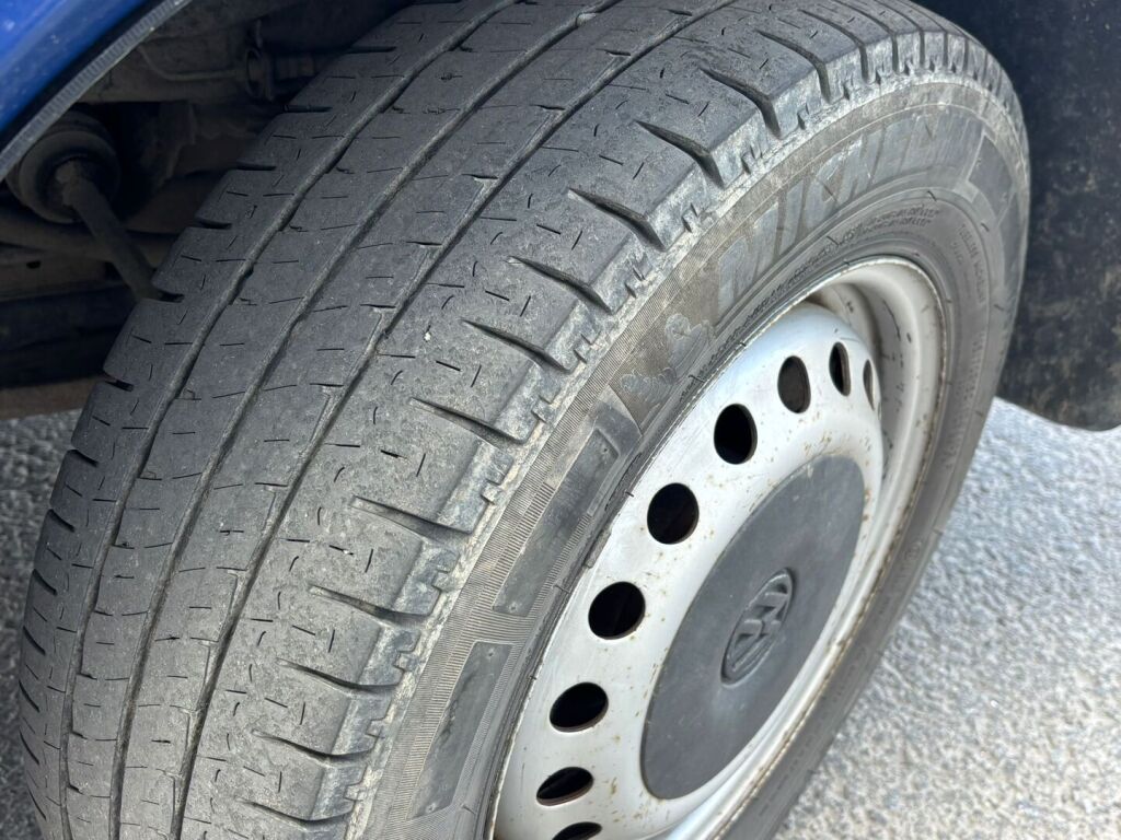 Volkswagen Transporter 2002 Sininen