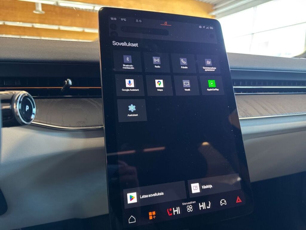 Polestar 3 2024 Musta