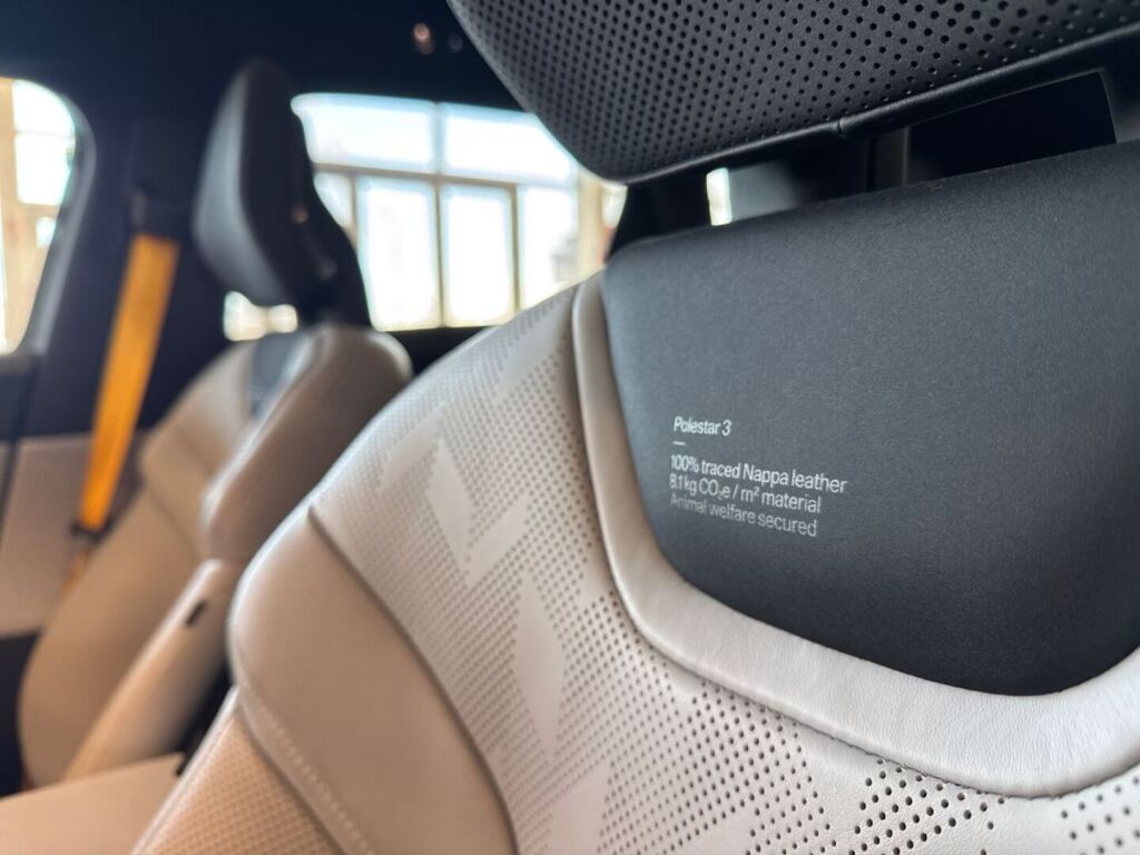 Polestar 3 2024 Musta