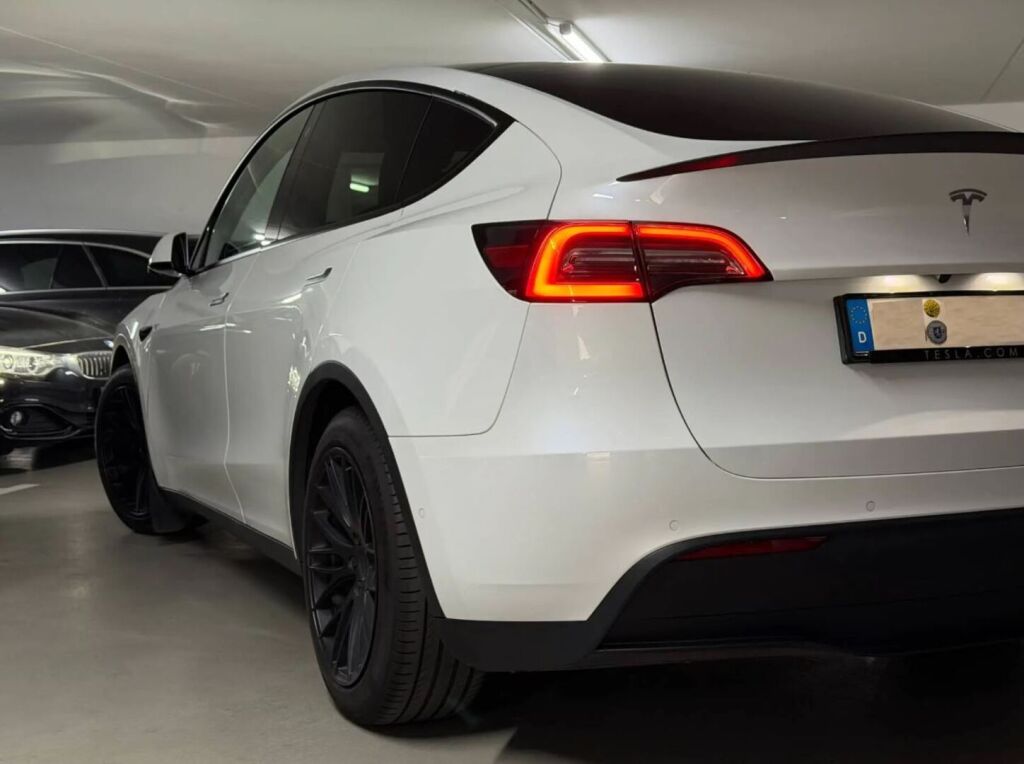 Tesla Model Y 2022 