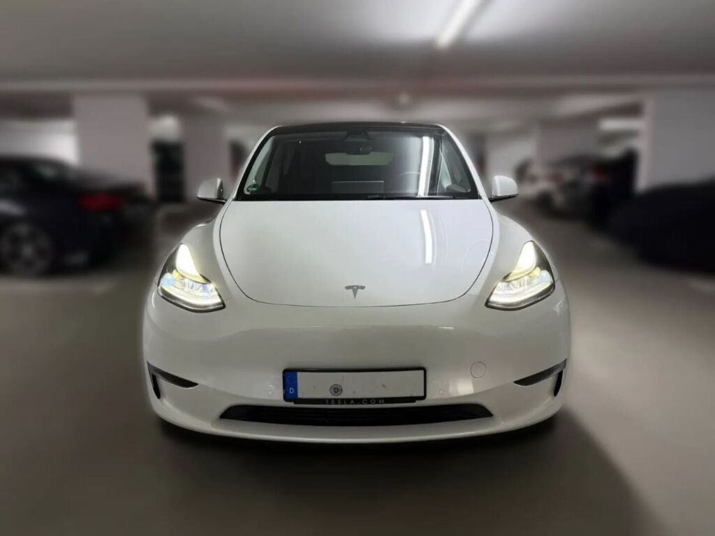 Tesla Model Y 2022 