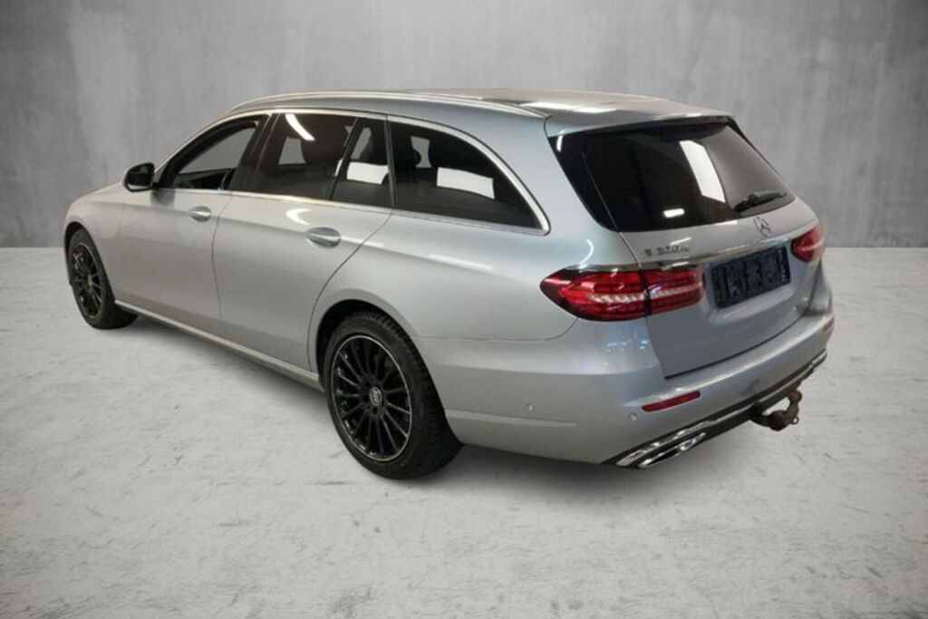 Mercedes-Benz E 2022 