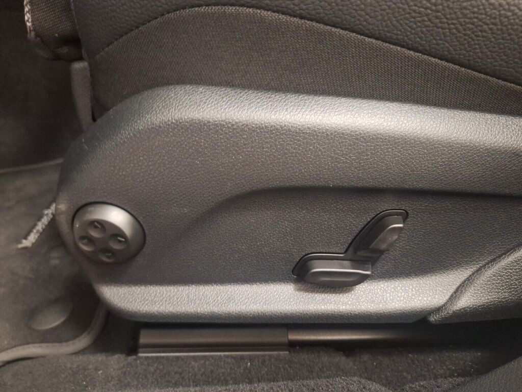 Mercedes-Benz E 2022 