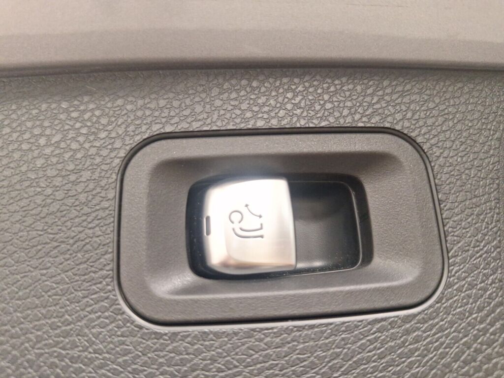 Mercedes-Benz E 2022 