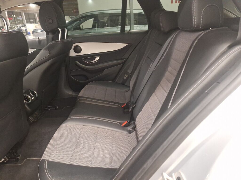 Mercedes-Benz E 2022 