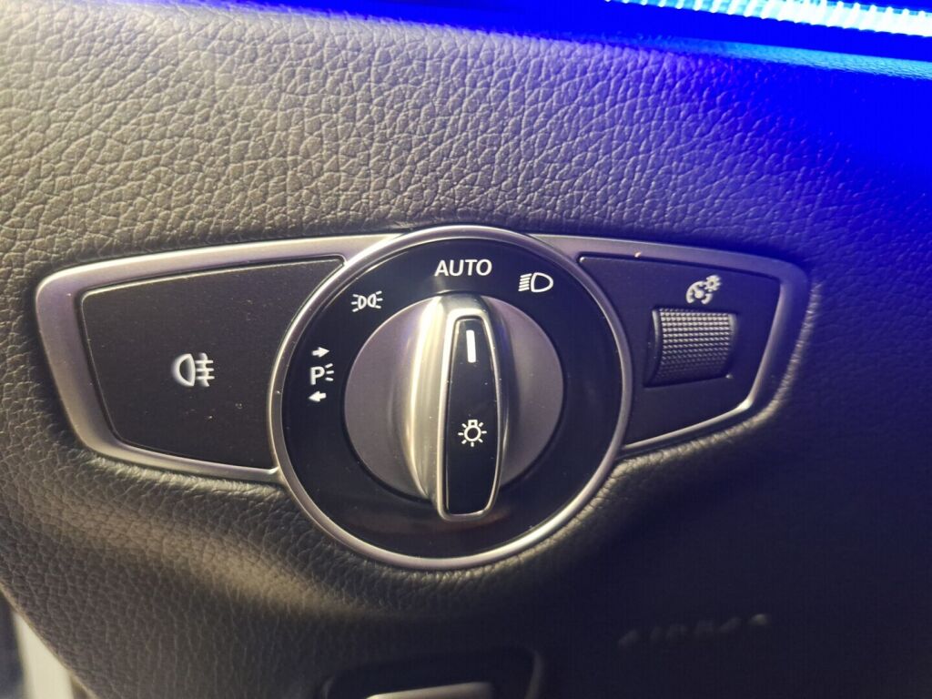 Mercedes-Benz E 2022 