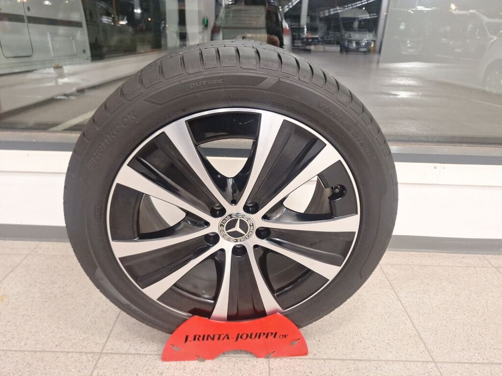 Mercedes-Benz E 2022 