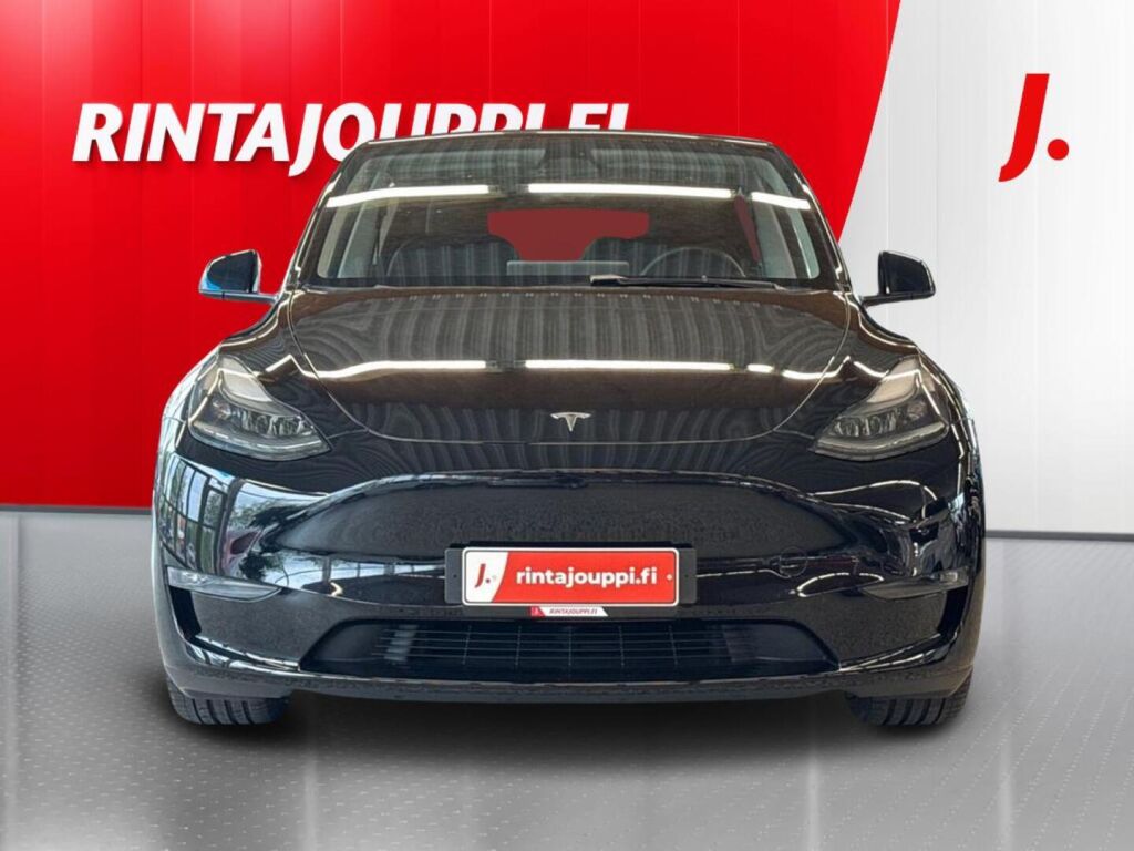 Tesla Model Y 2023 Musta