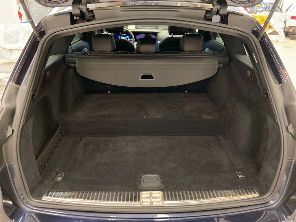 Mercedes-Benz E 2023 