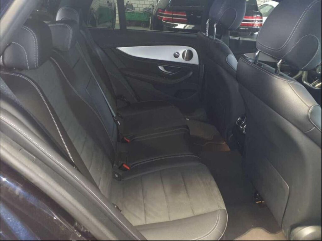 Mercedes-Benz E 2023 