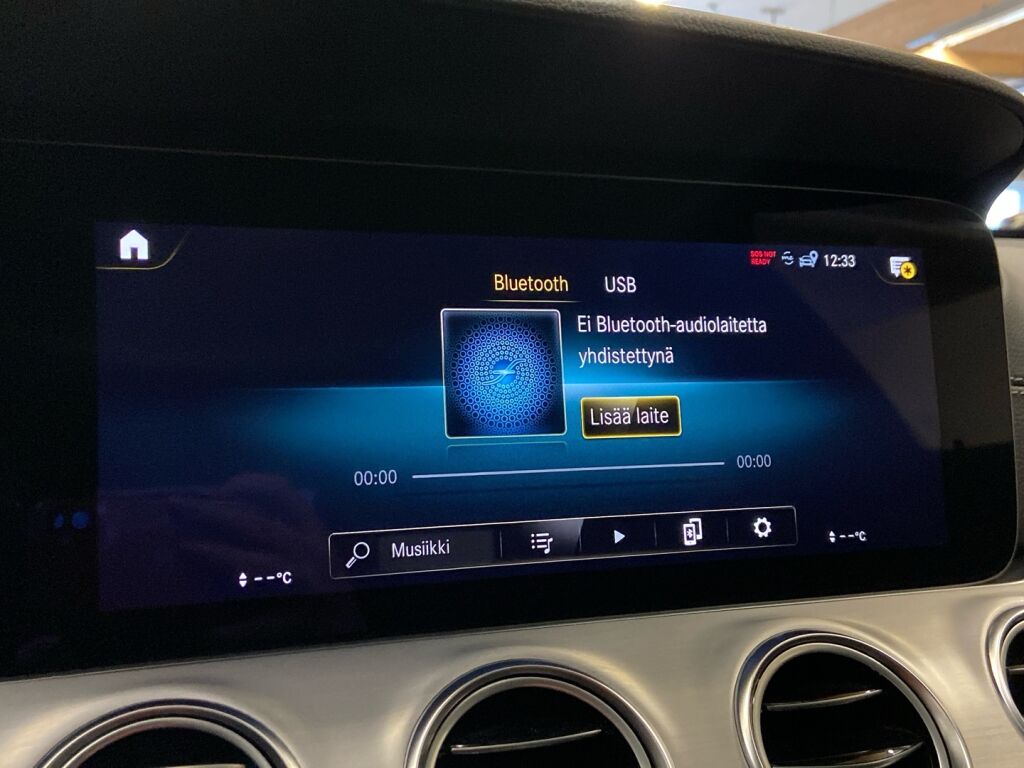 Mercedes-Benz E 2023 