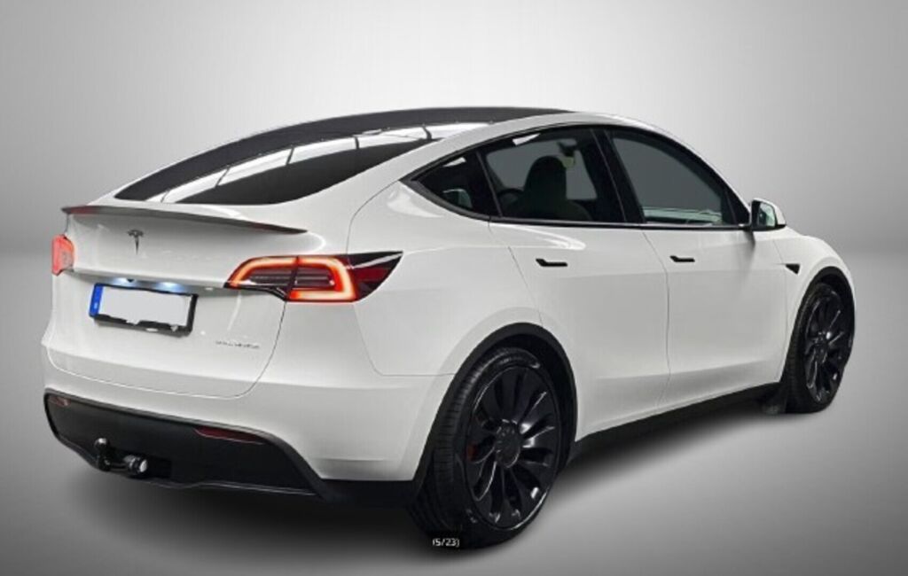 Tesla Model Y 2023 Valkoinen