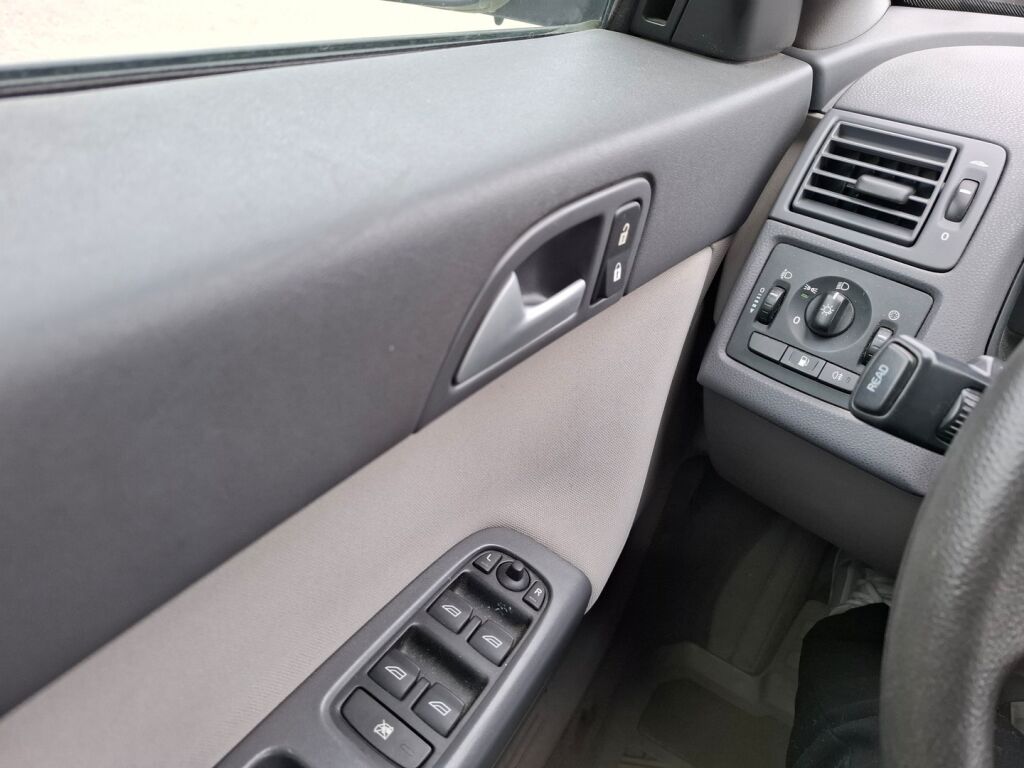 Volvo V50 2006 Vihreä