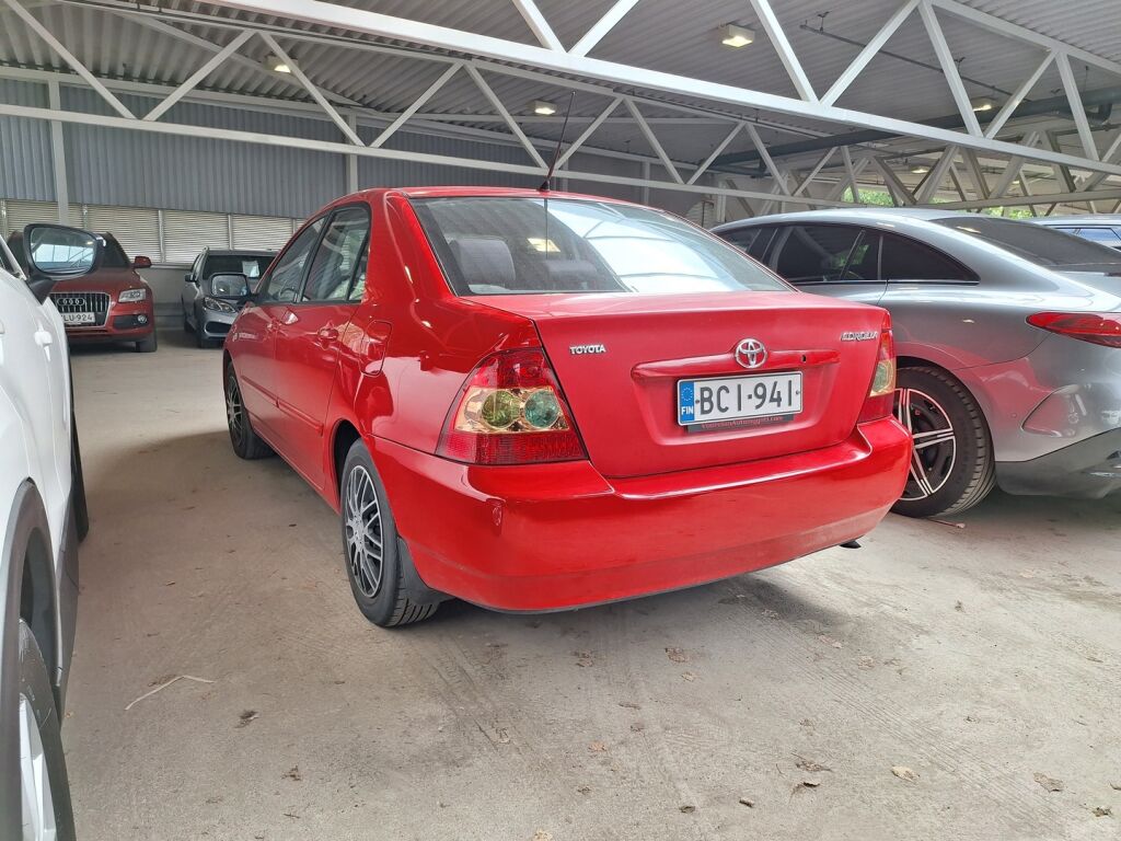 Toyota Corolla 2006 Punainen