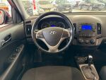Hyundai i30 2010 Punainen