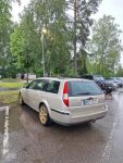 Ford Mondeo 2004 Ruskea (beige)