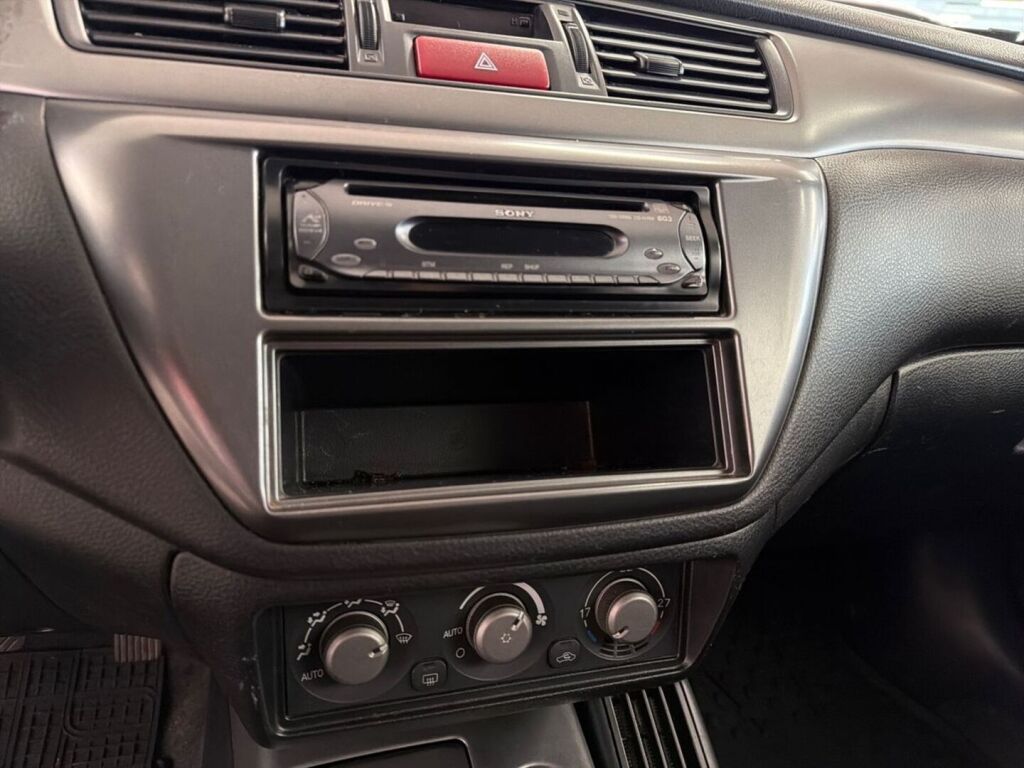 Mitsubishi Lancer 2008 Punainen
