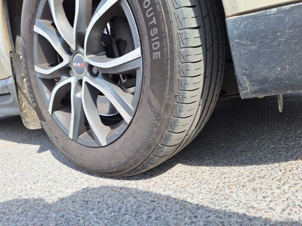 Volvo S80 2007 Keltainen