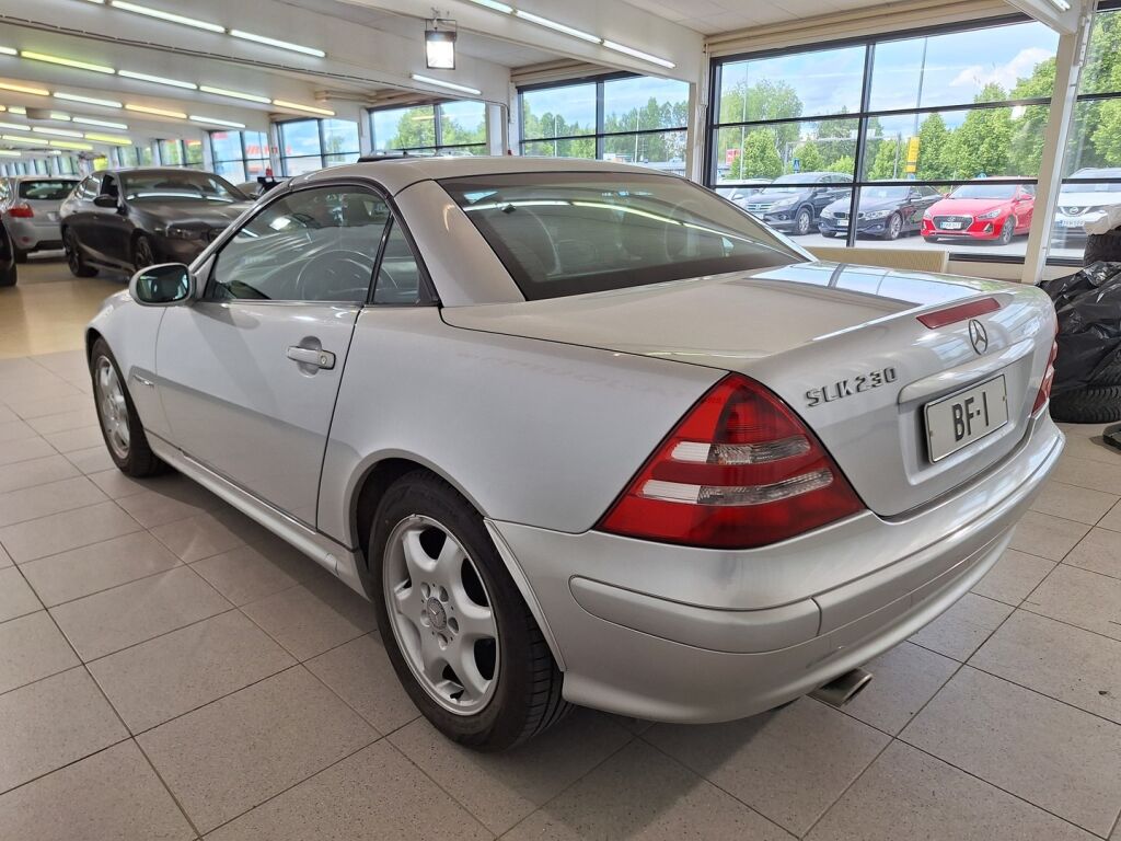 Mercedes-Benz SLK 2000 Harmaa