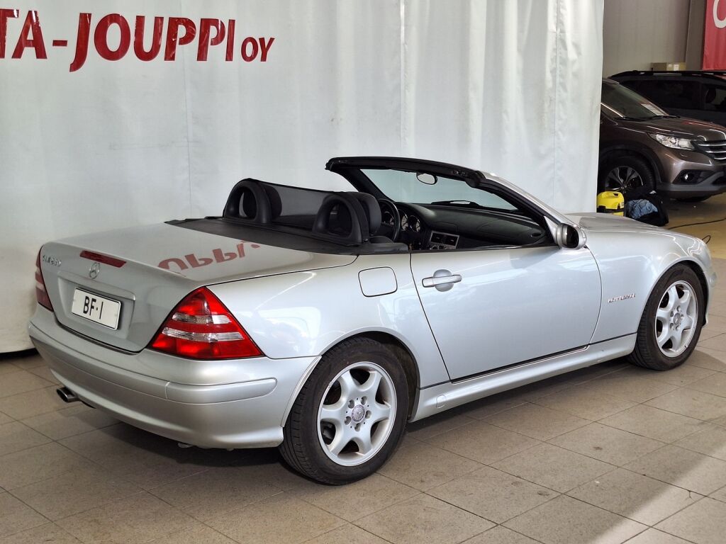 Mercedes-Benz SLK 2000 Harmaa
