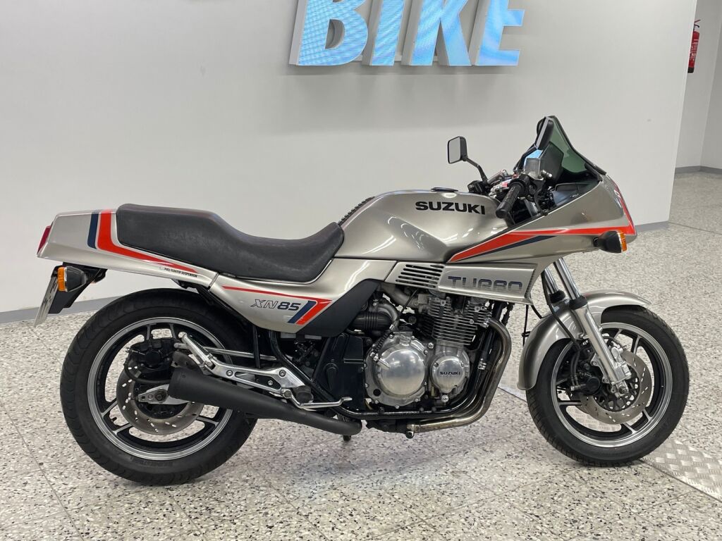 Suzuki XN 1983 