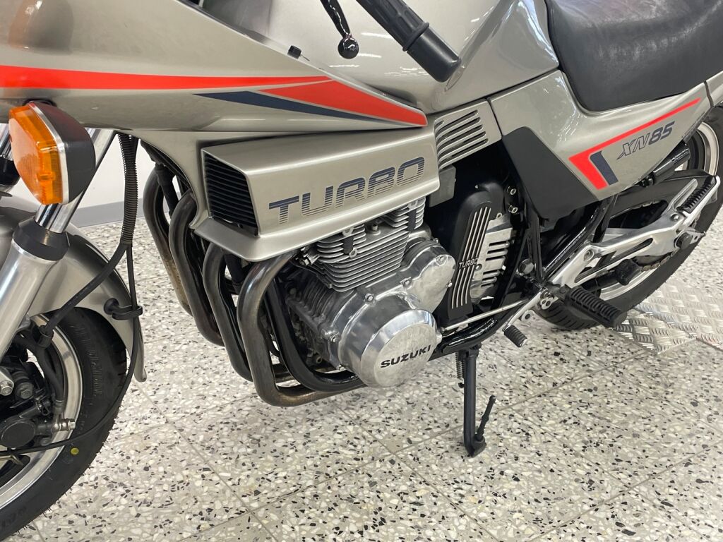 Suzuki XN 1983 