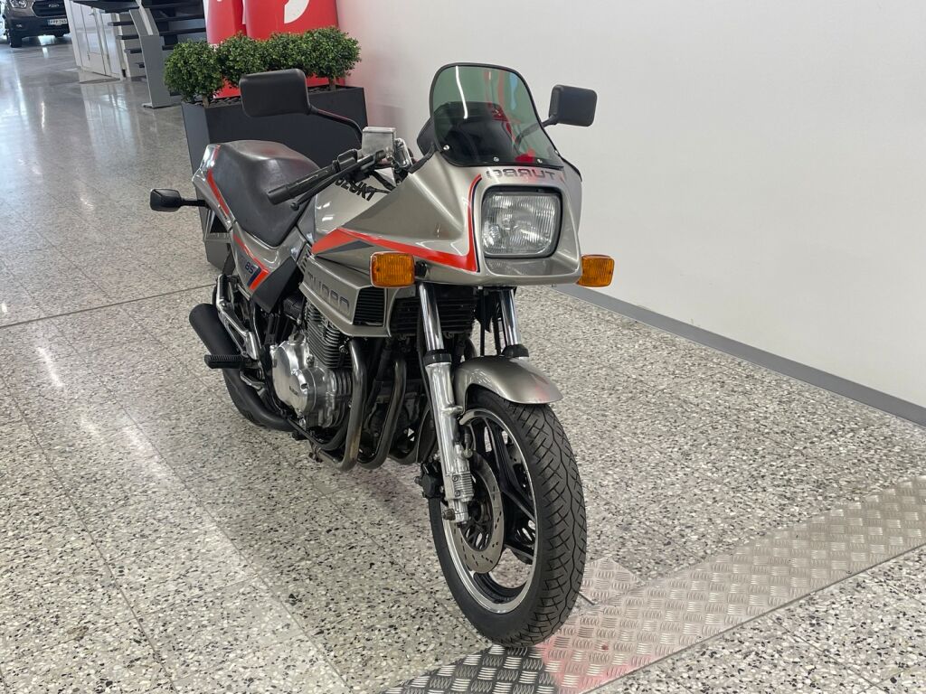 Suzuki XN 1983 