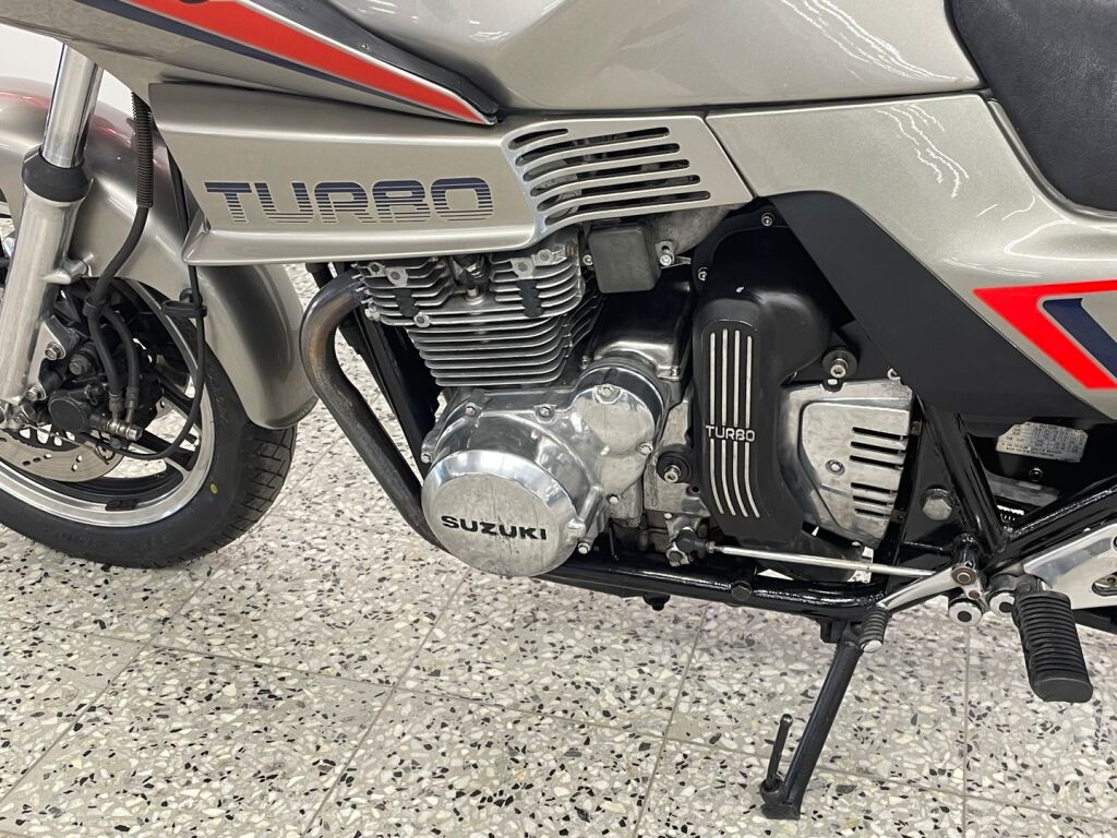 Suzuki XN 1983 