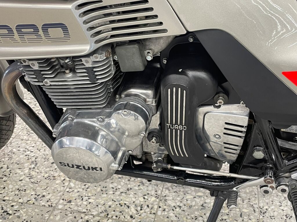 Suzuki XN 1983 