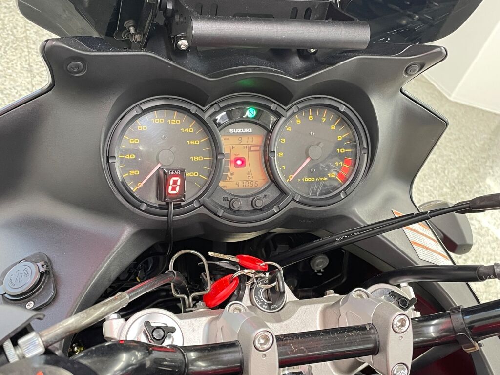 Suzuki DL 2005 