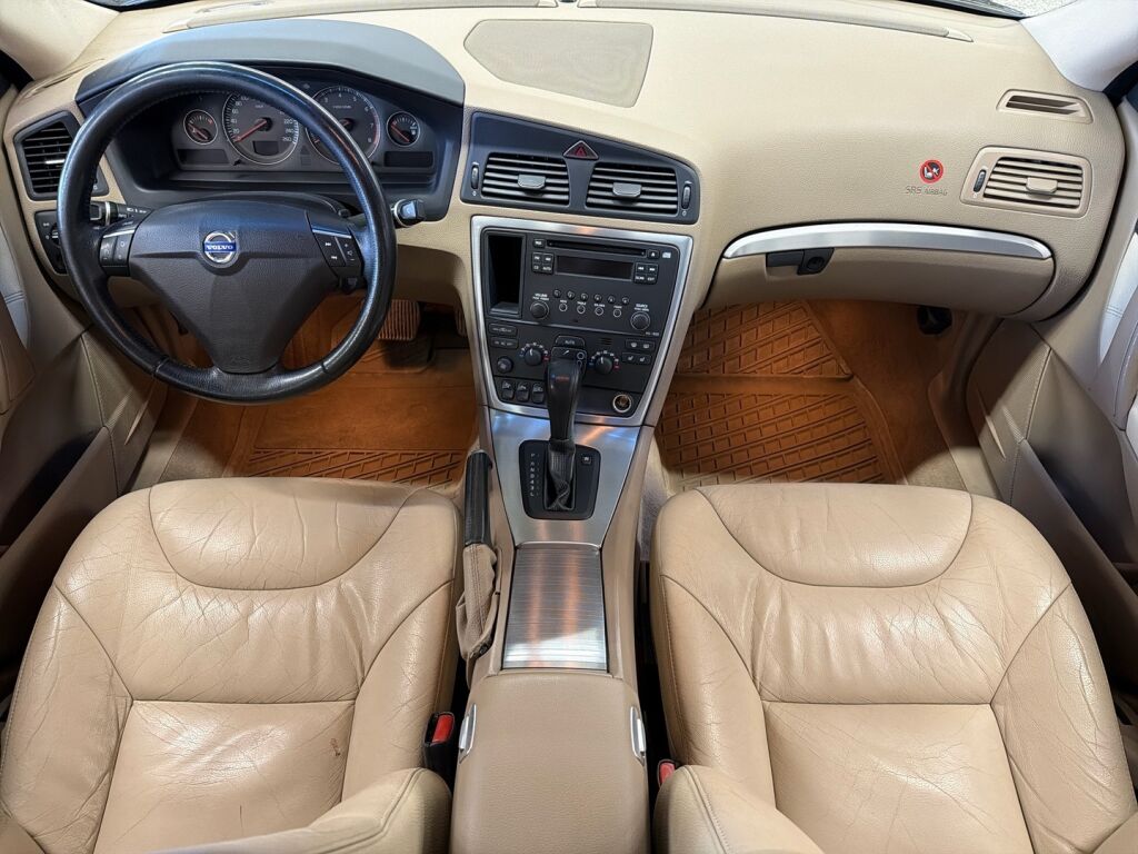 Volvo S60 2008 Musta