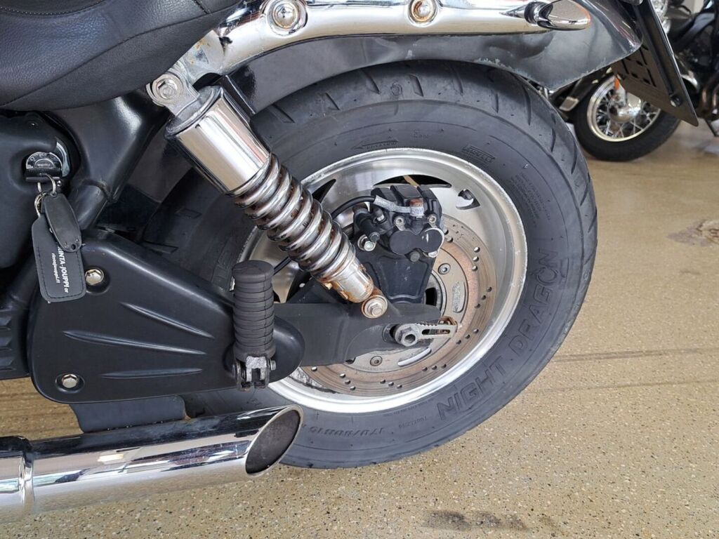 Triumph Speedmaster 2003 moniväri