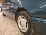 Mercedes-Benz E 1999 Vihreä