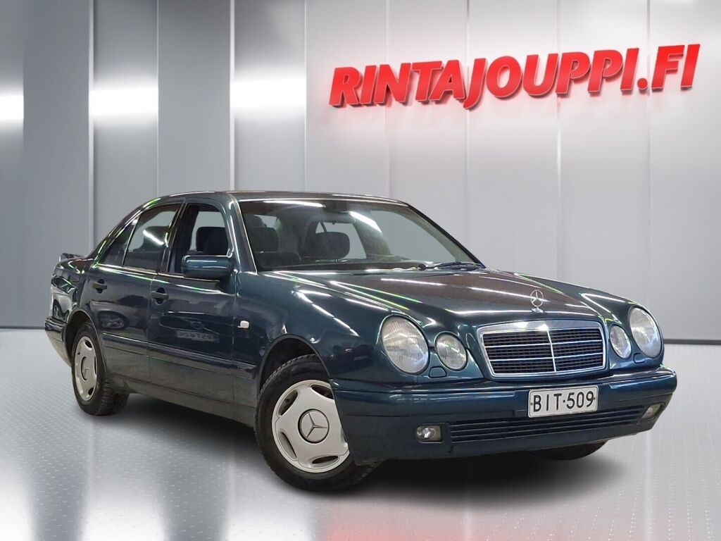 Mercedes-Benz E 1999 Vihreä
