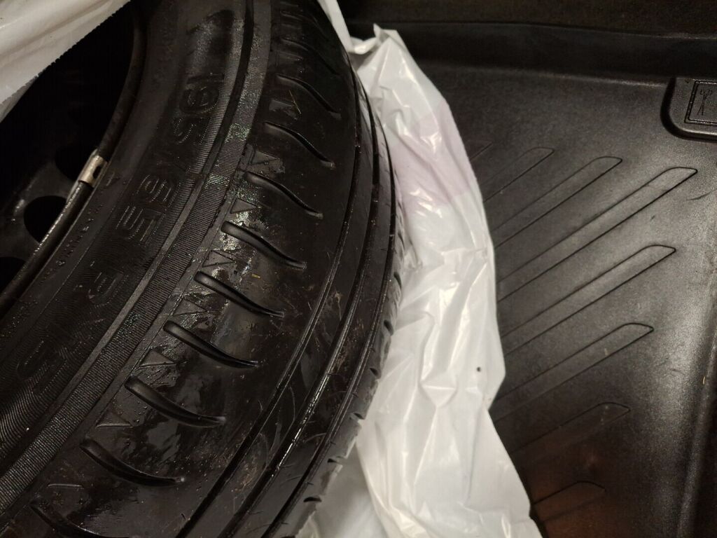 Mercedes-Benz E 1999 Vihreä