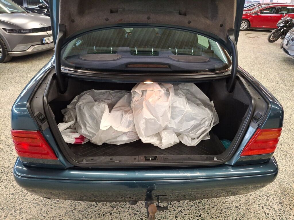 Mercedes-Benz E 1999 Vihreä