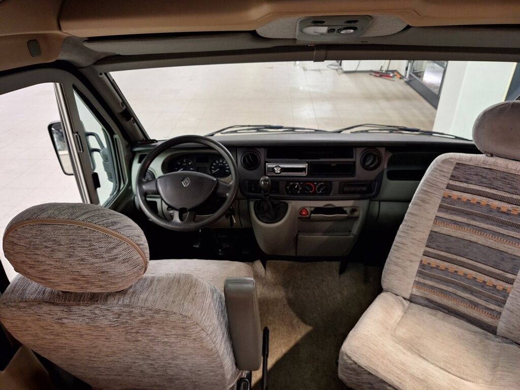 Knaus SUN TI 650 SILVER LINE 2006 Harmaa