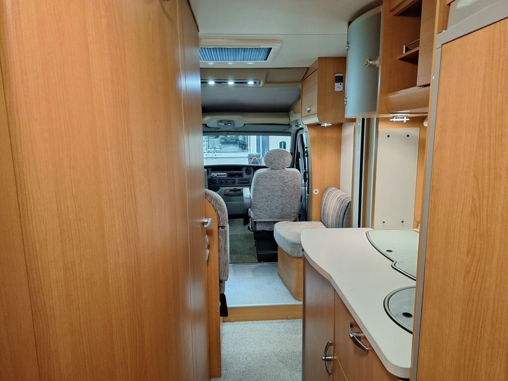 Knaus SUN TI 650 SILVER LINE 2006 Harmaa