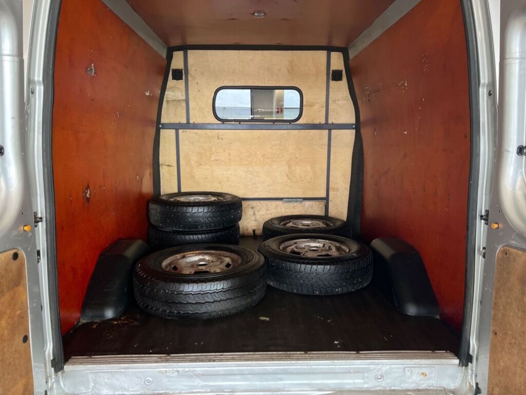 Ford Transit 2005 MR% U 250