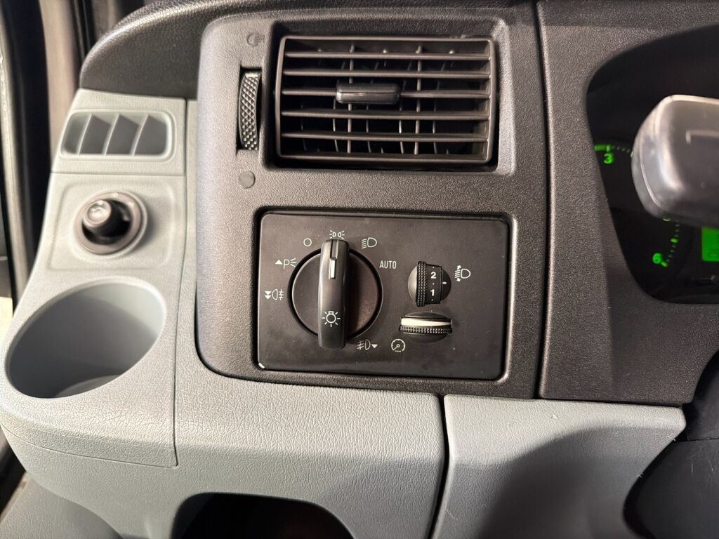 Ford Transit 2006 Harmaa