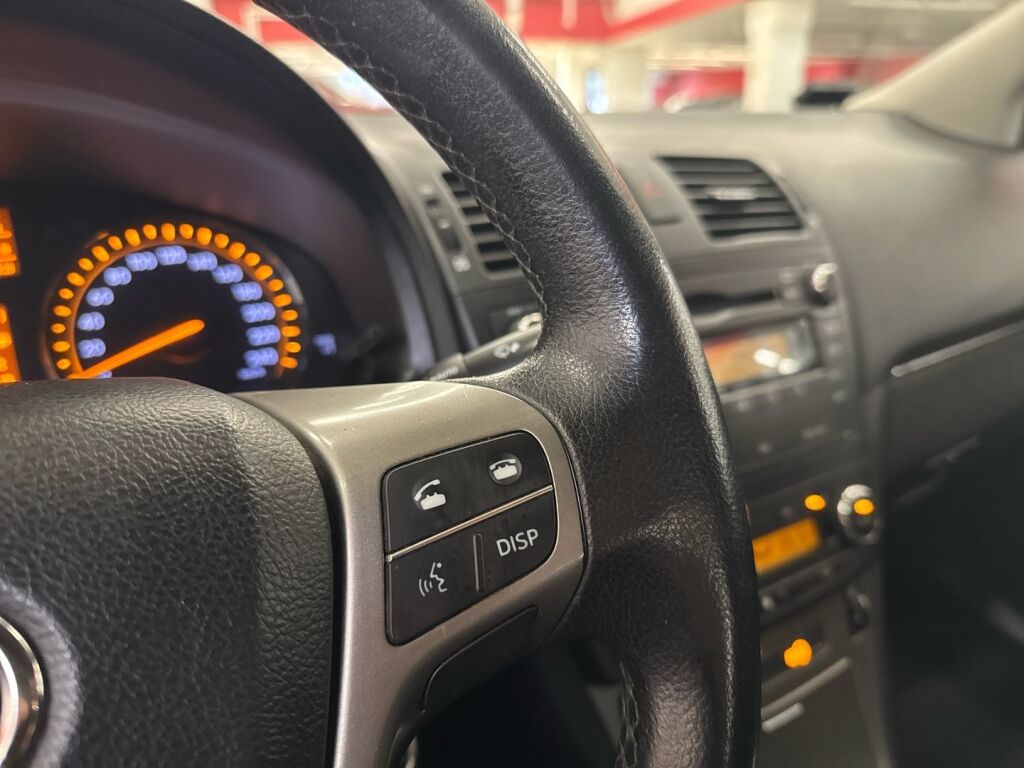 Toyota Avensis 2009 Hopea