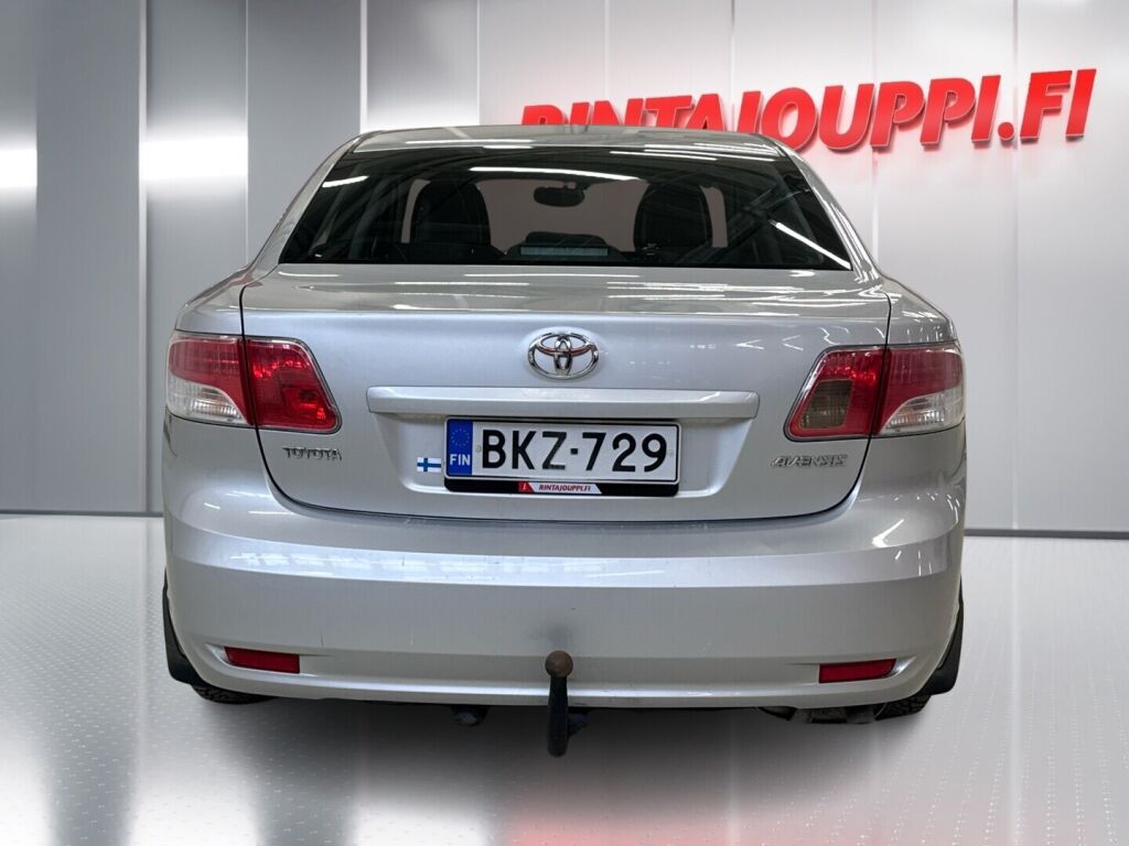 Toyota Avensis 2009 Hopea