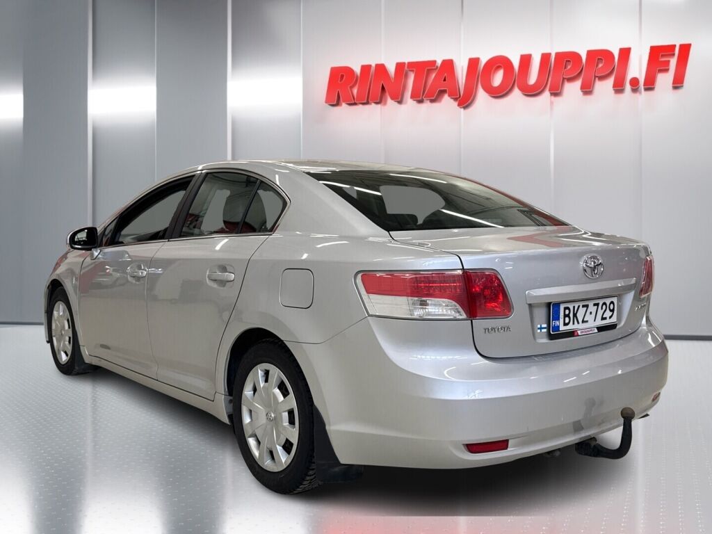 Toyota Avensis 2009 Hopea