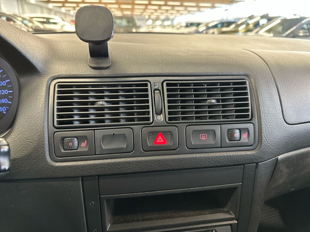 Volkswagen Golf Variant 2004 Harmaa