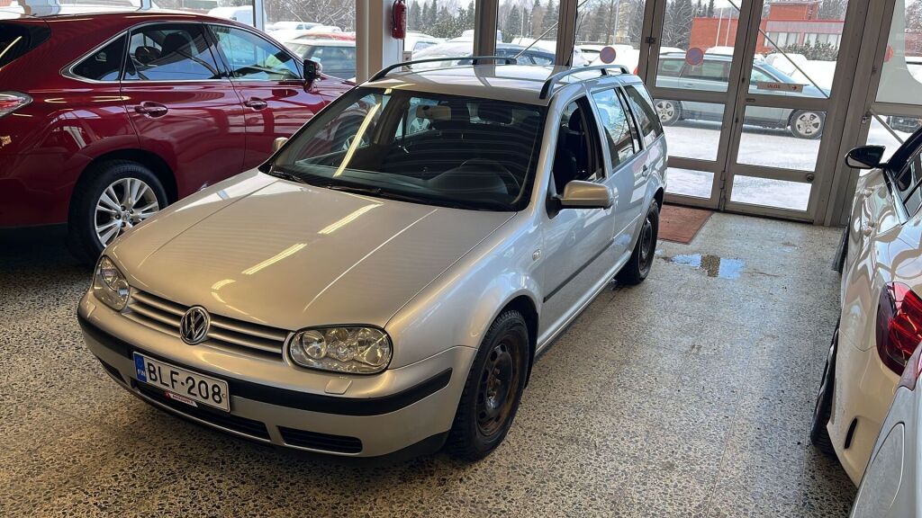 Volkswagen Golf Variant 2004 Harmaa