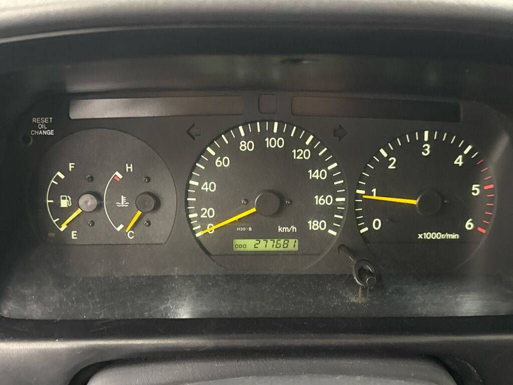 Toyota Hiace 2008 Sininen